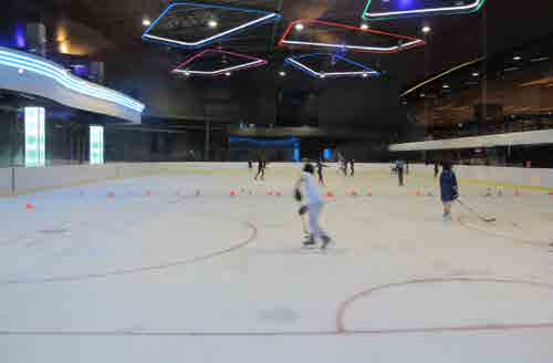 Rink Ice skating Rama 9