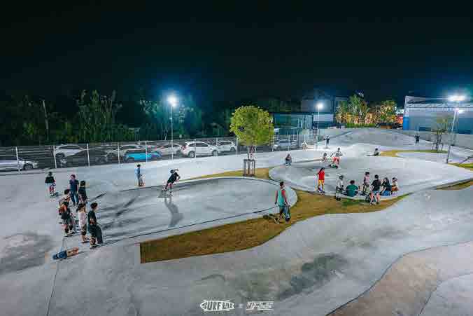Surf Lab Surf Skate bkk