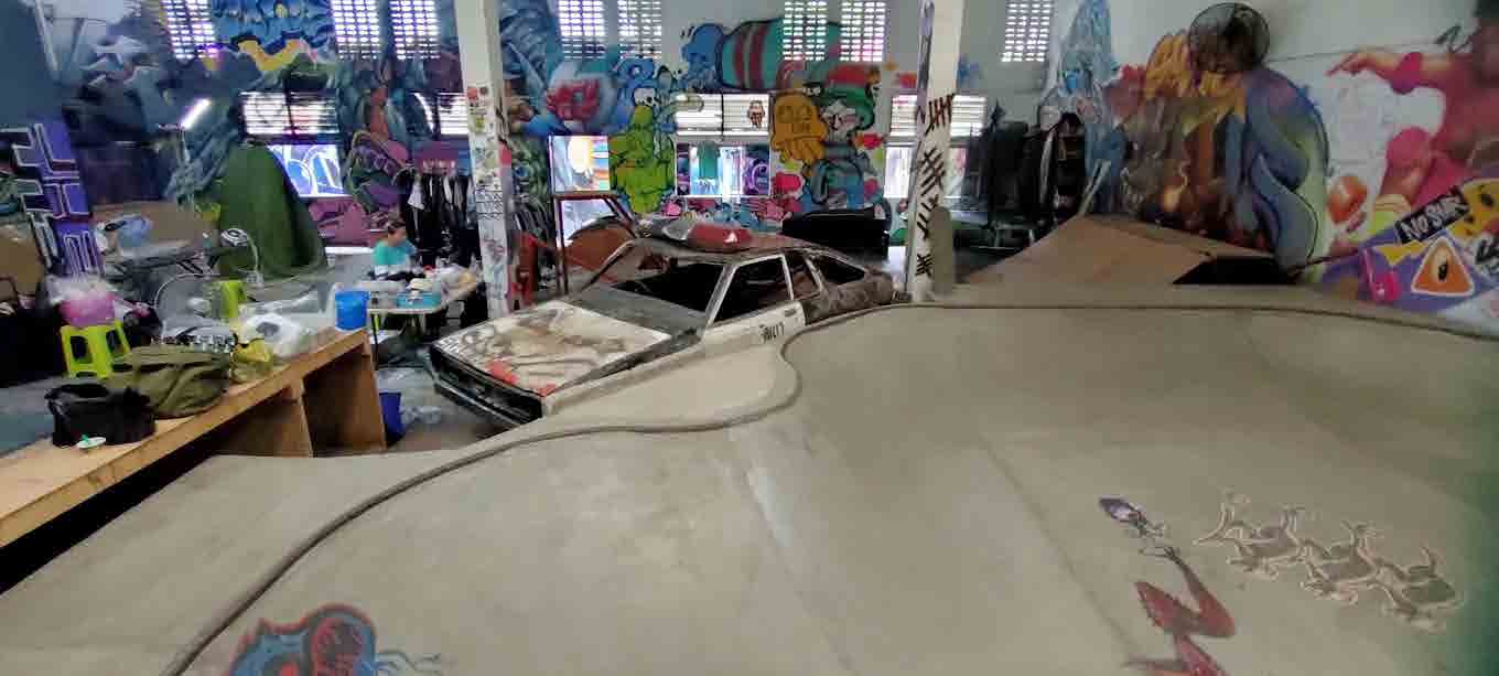 SW13 SKATE GARAGE BKK