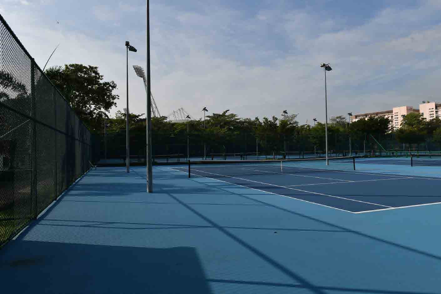 OUTDOOR TANNIS COURT
