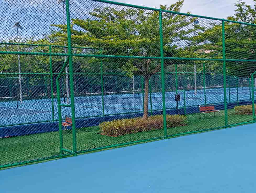 OUTDOOR TANNIS COURT