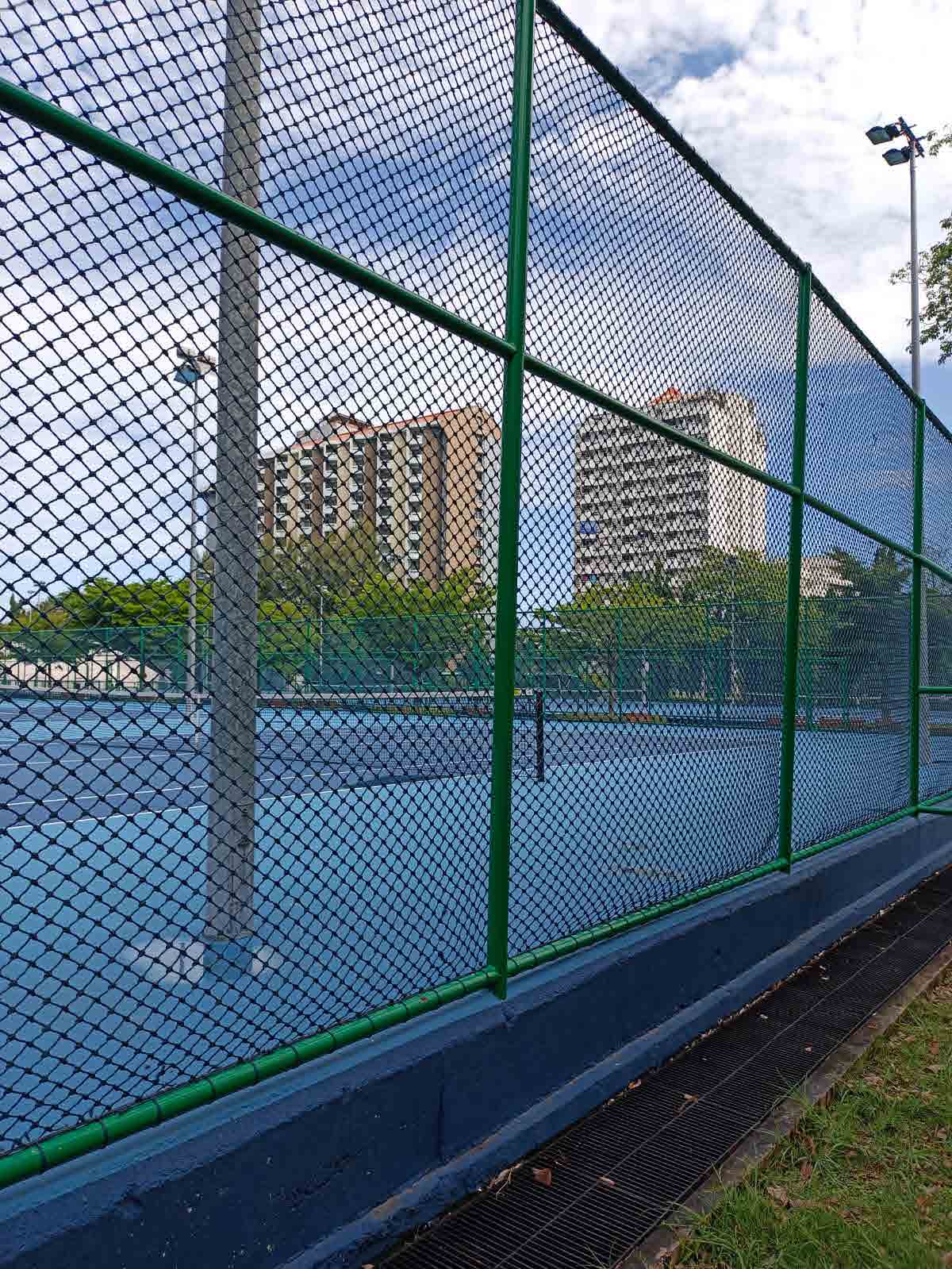 OUTDOOR TANNIS COURT