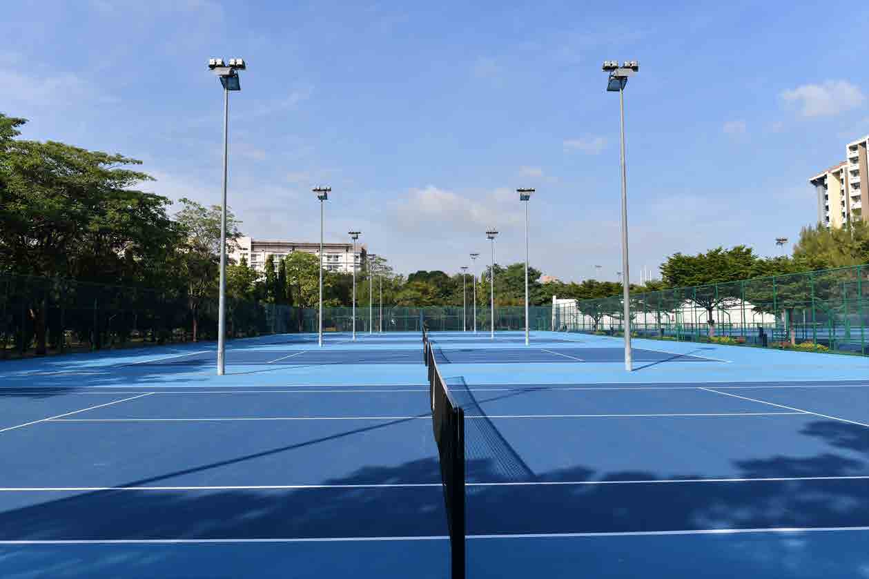 OUTDOOR TANNIS COURT