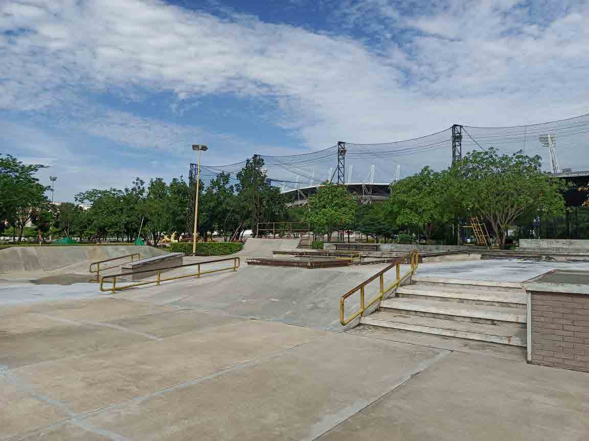 SKATE PARK