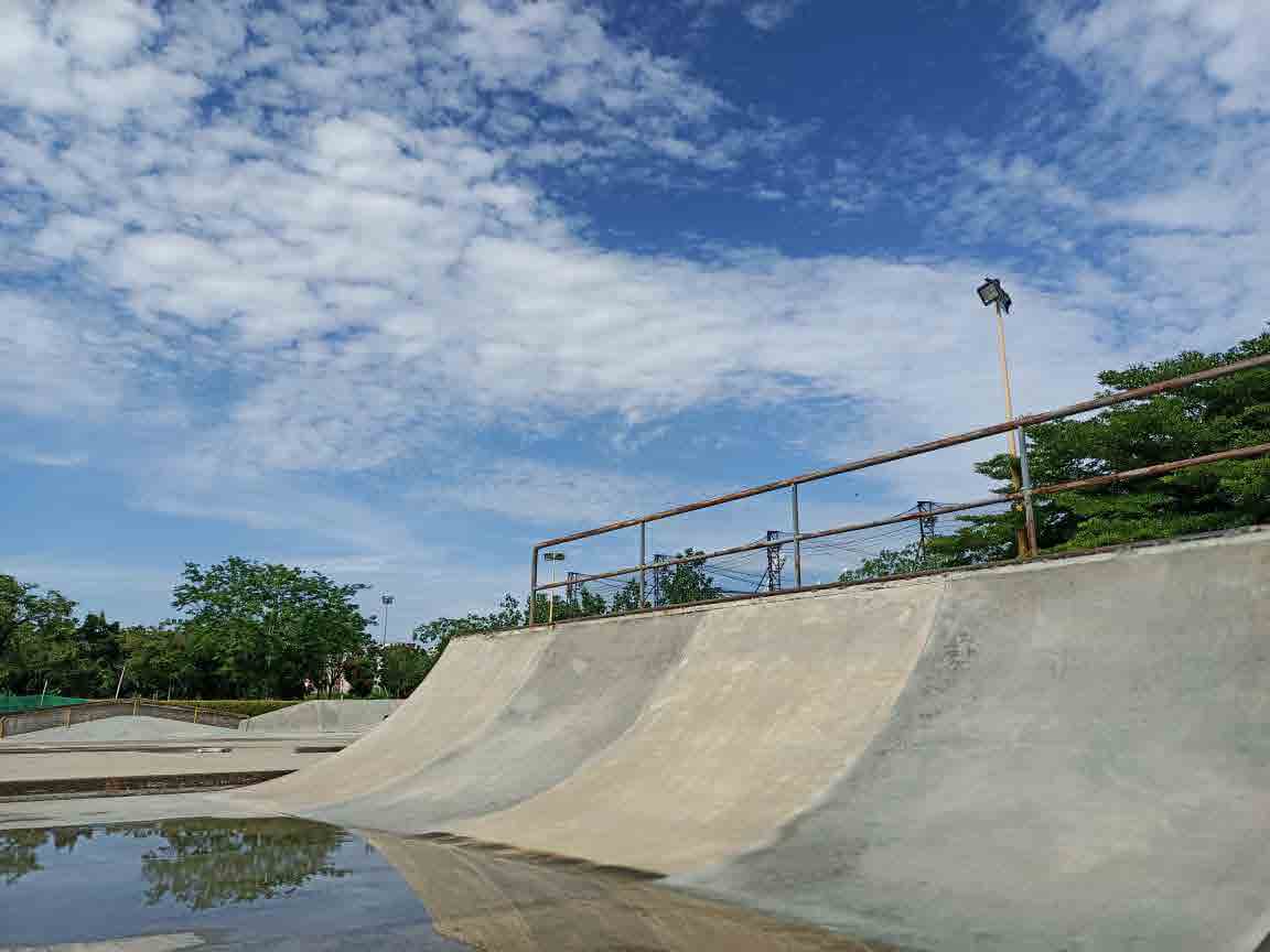SKATE PARK