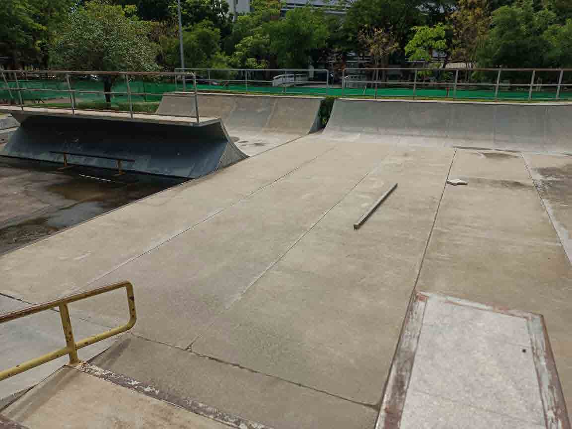 SKATE PARK