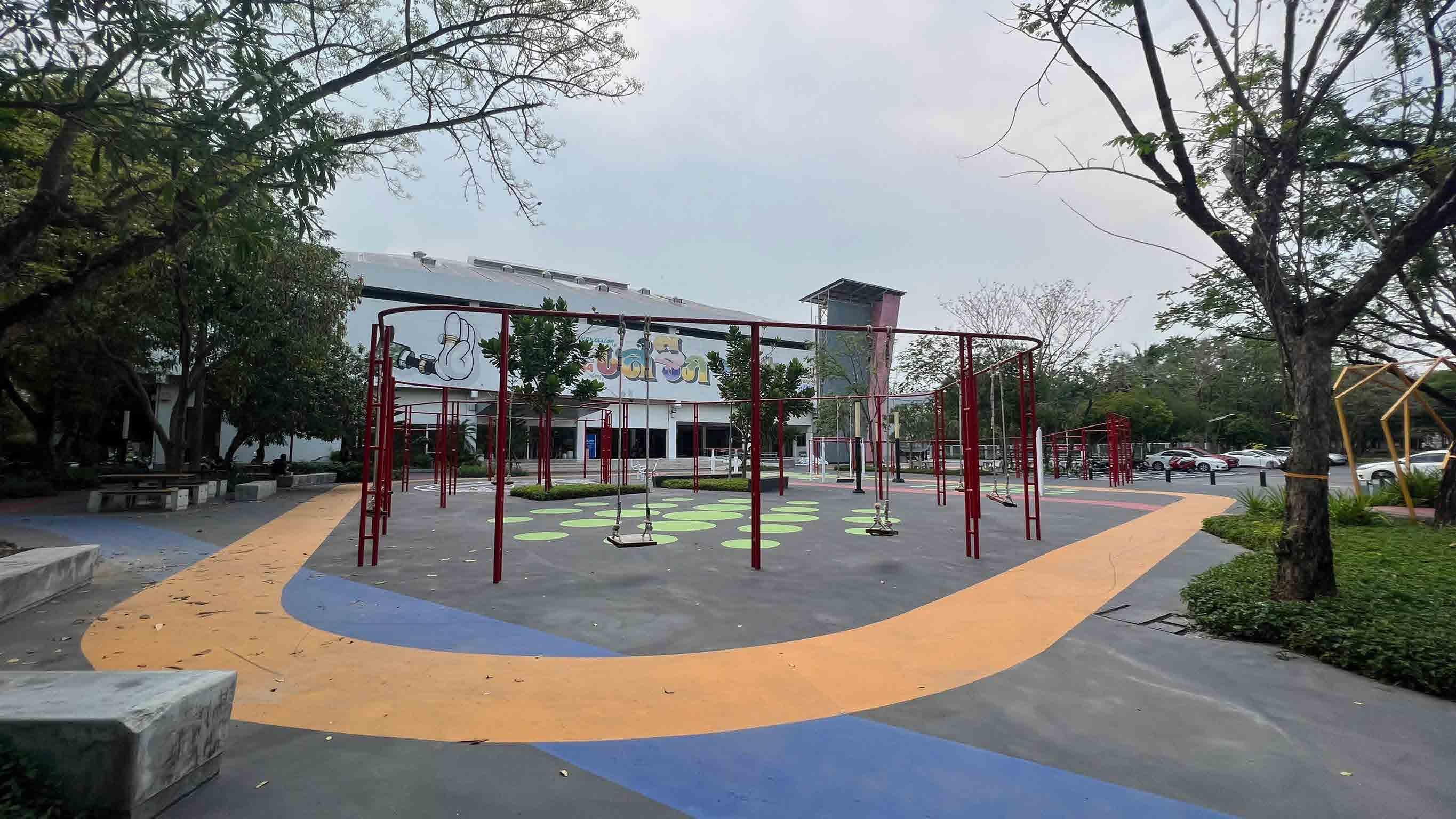 XTREEM PLAZA OUDOOR AREA