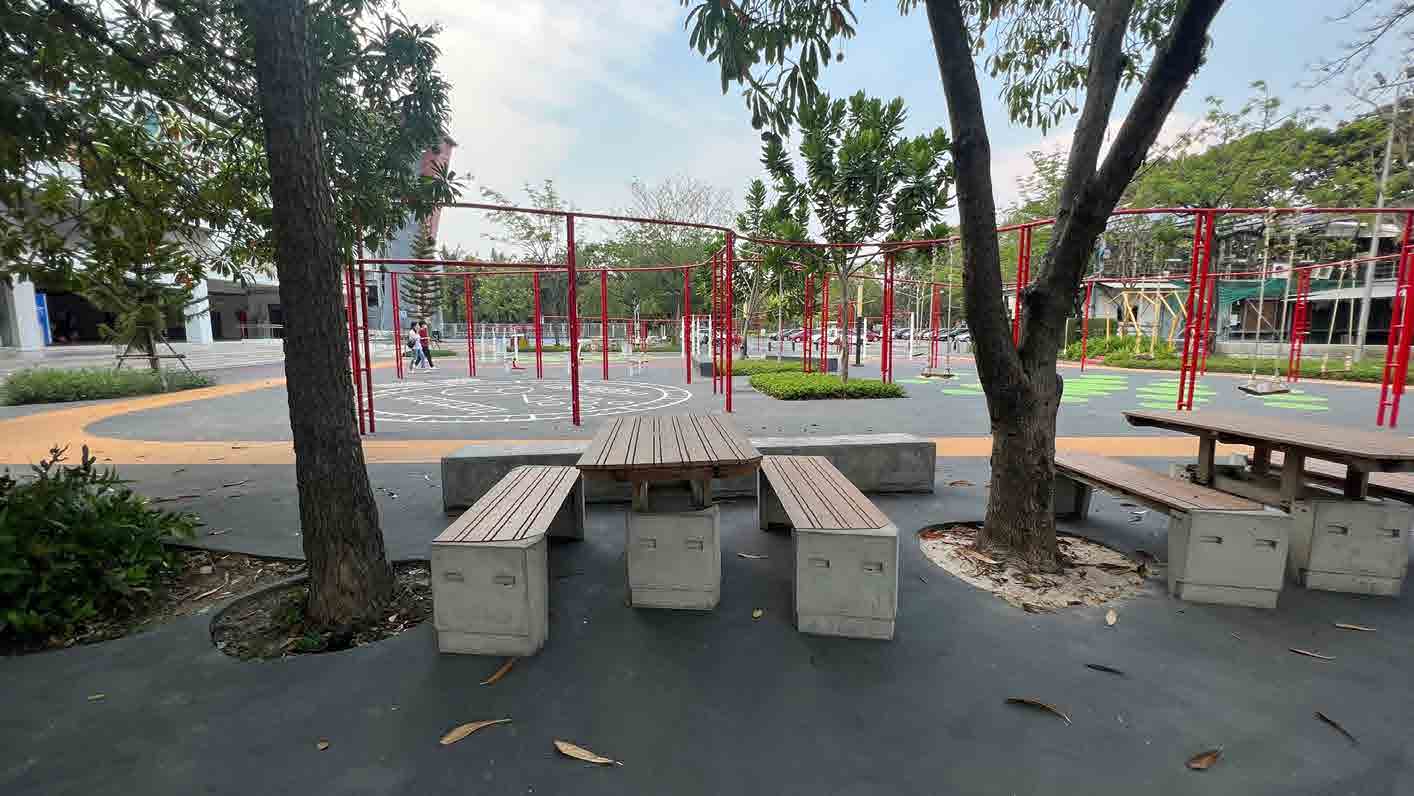XTREEM PLAZA OUDOOR AREA