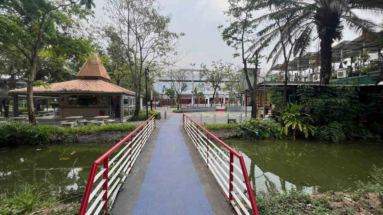 XTREEM PLAZA OUDOOR AREA