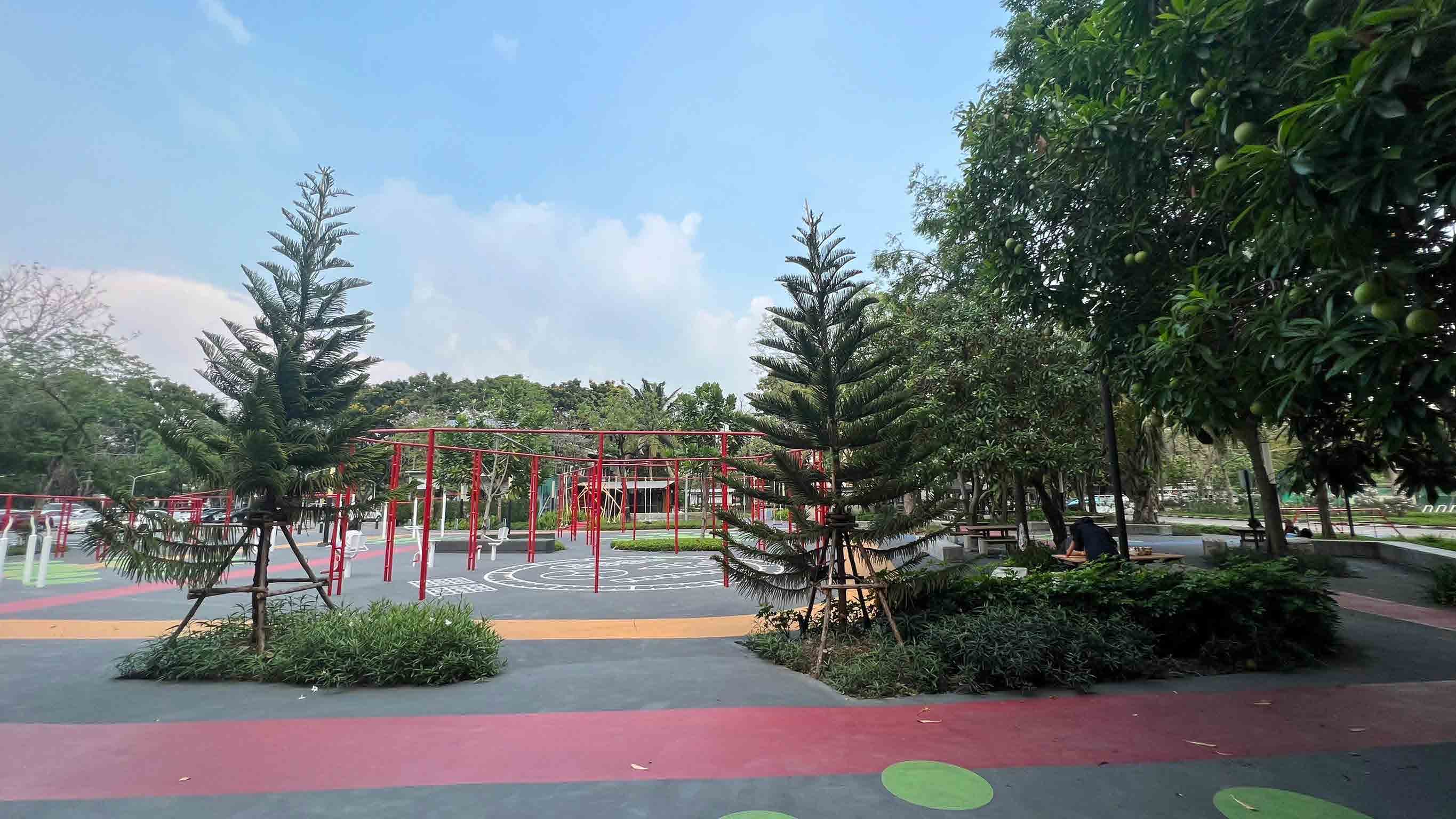 XTREEM PLAZA OUDOOR AREA