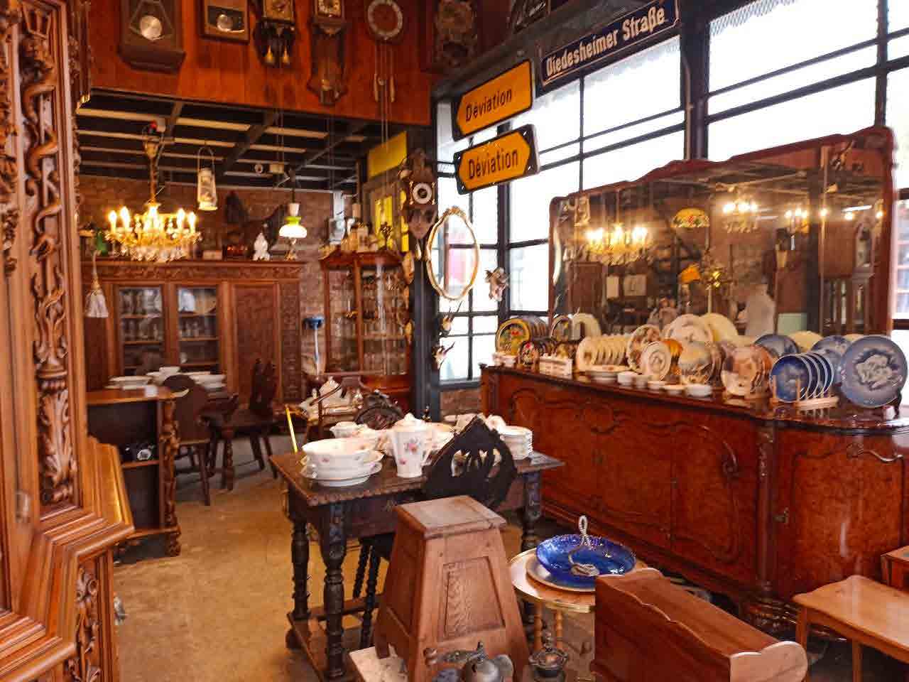 P A Antiques Shop @ Train Market