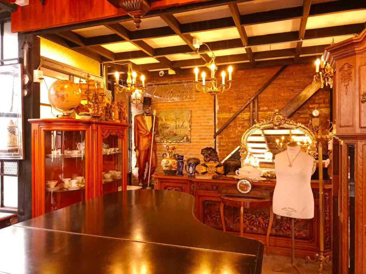 P A Antiques Shop @ Train Market