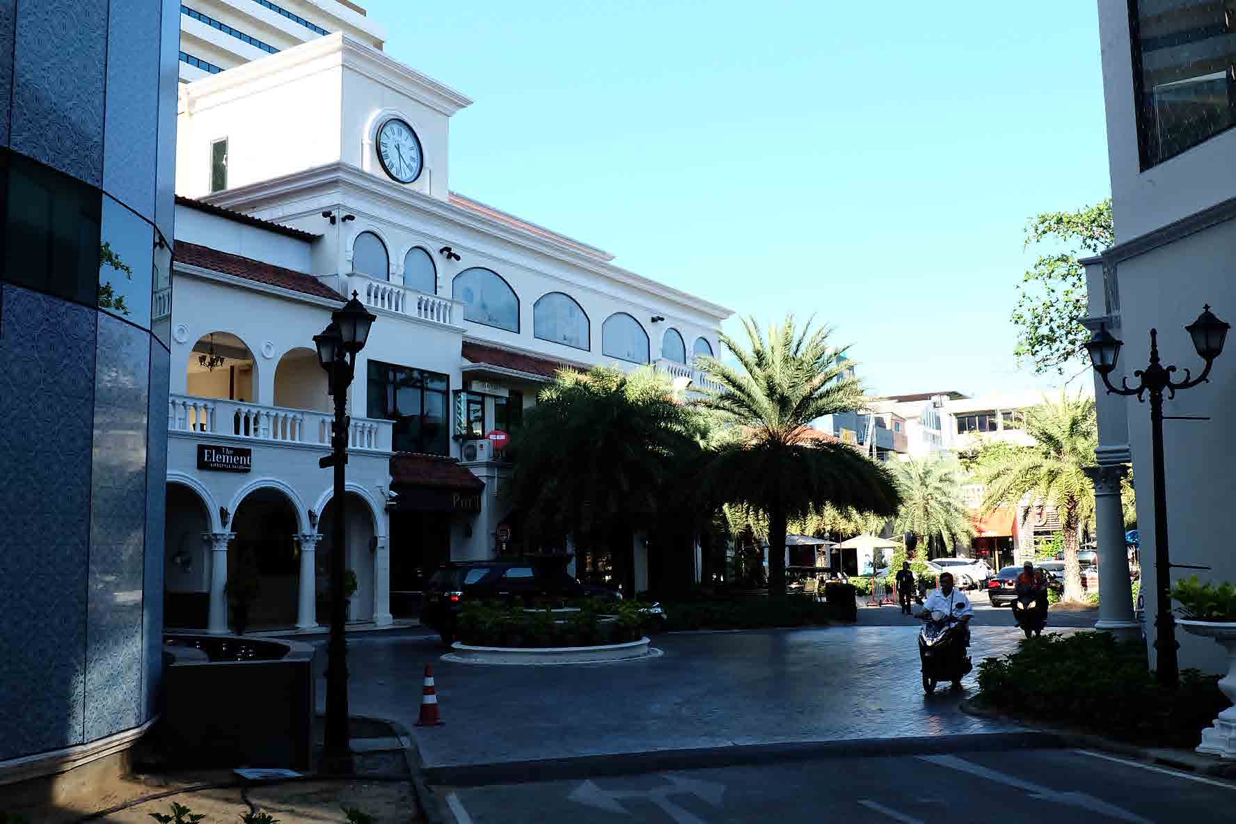 Parklane Area