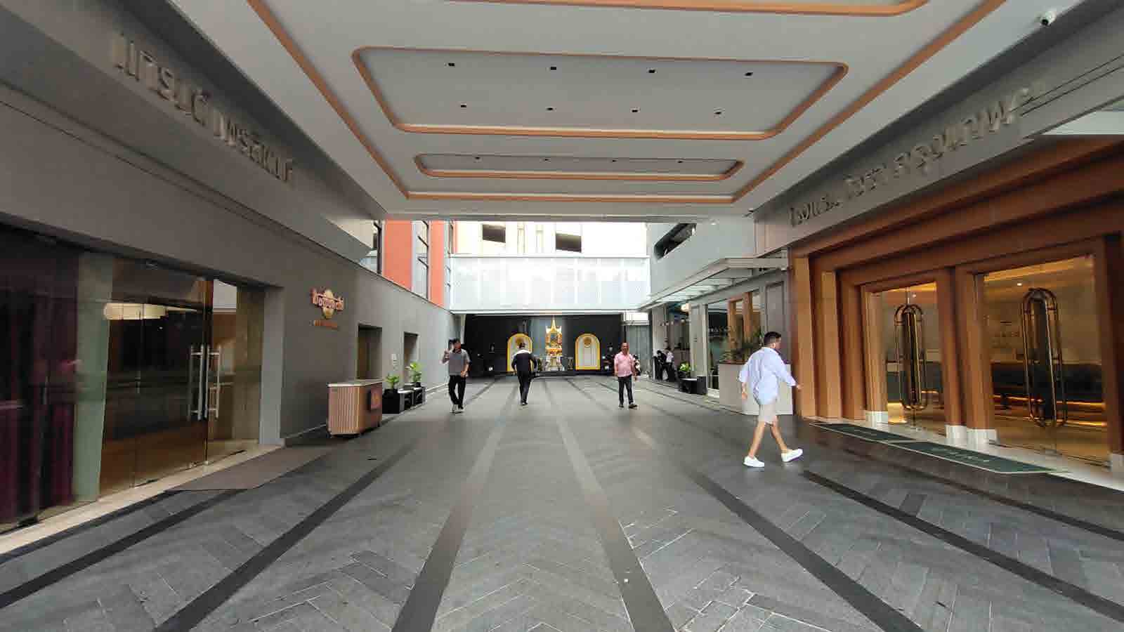 Soi 11 Street