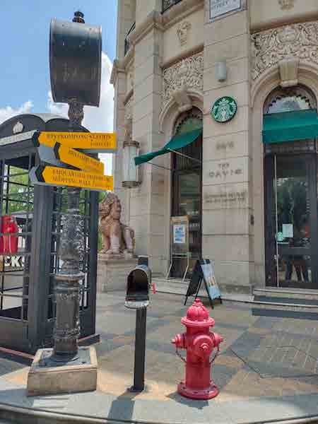 Suk Soi 24 Starbucks Street