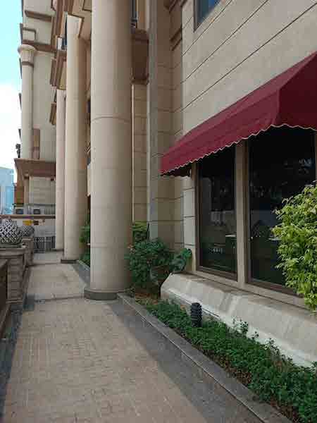 Suk Soi 24 Starbucks Street