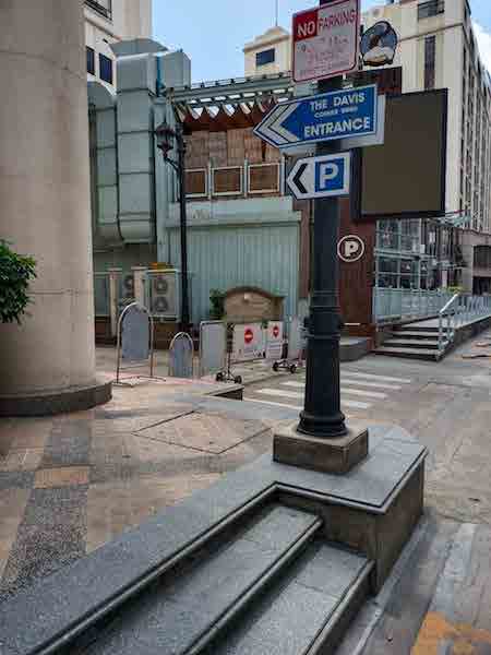 Suk Soi 24 Starbucks Street