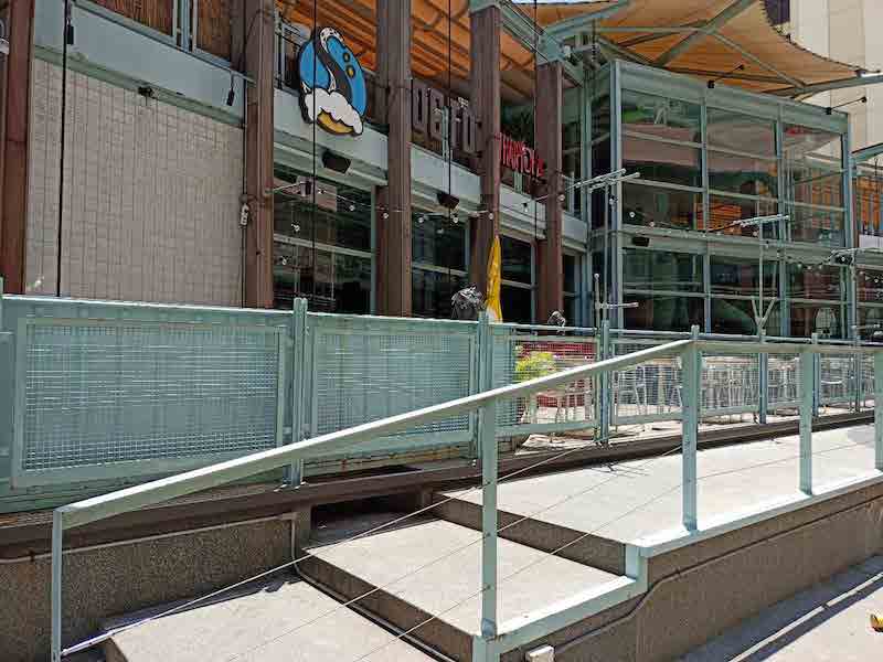 Suk Soi 24 Starbucks Street