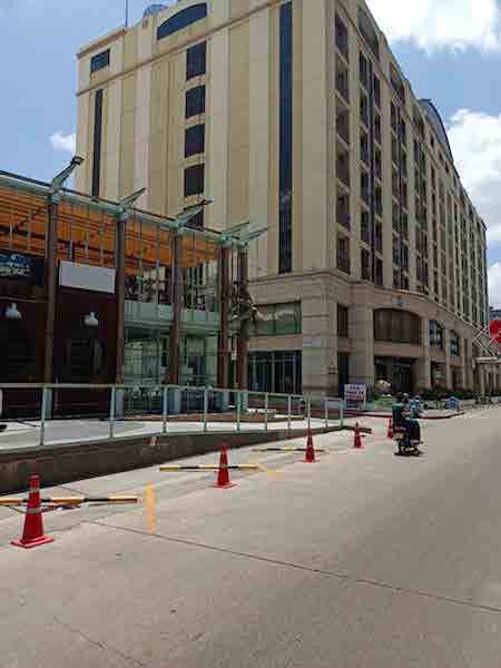 Suk Soi 24 Starbucks Street