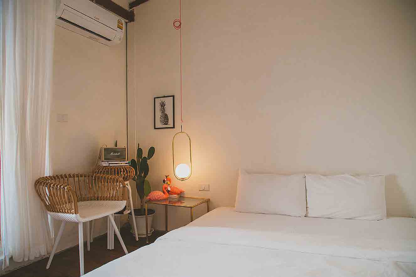 Phlo Sukjai Cafe & Bed - Koh Larn
