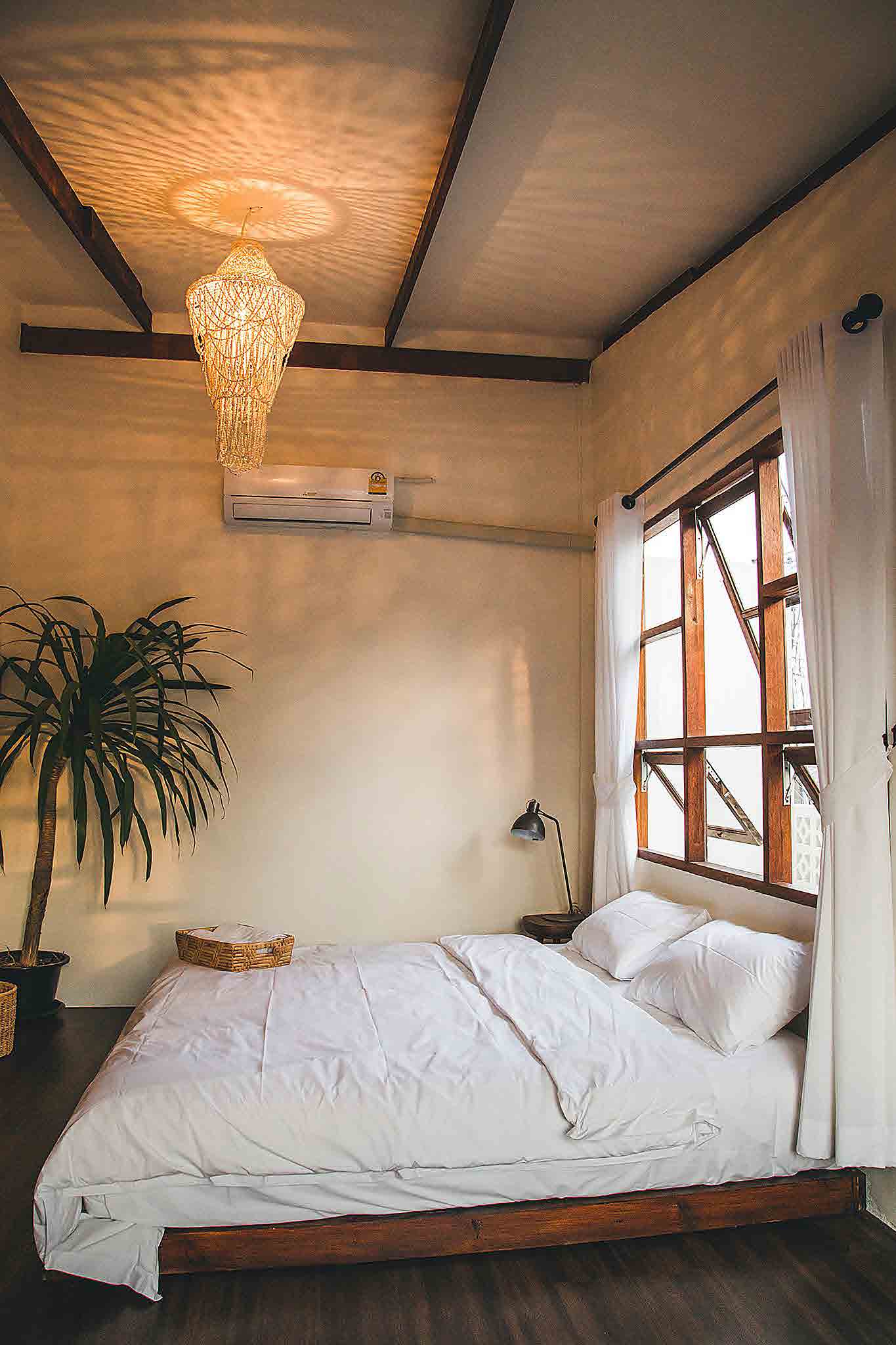 Phlo Sukjai Cafe & Bed - Koh Larn