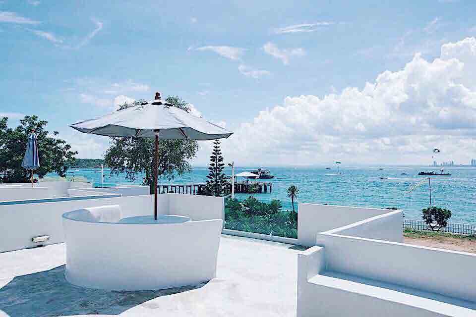 Rimtalay Resort & Indigo cafe Koh Larn