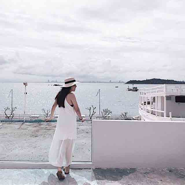 Rimtalay Resort & Indigo cafe Koh Larn