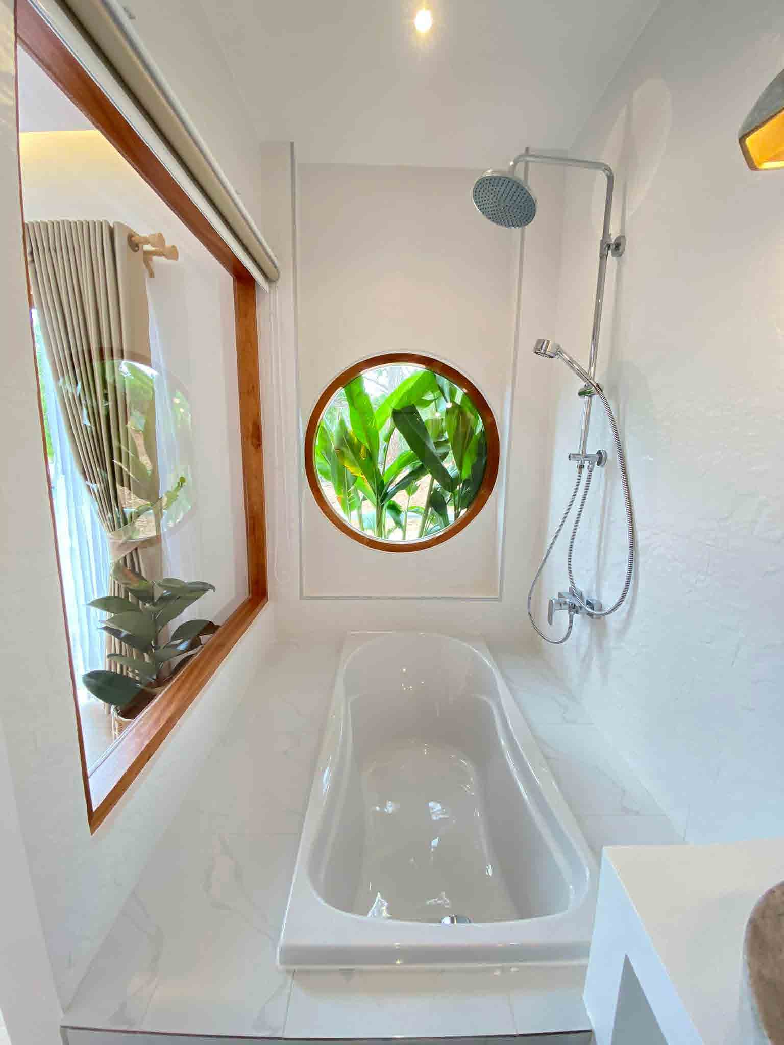 U & Me Resort Koh Larhn