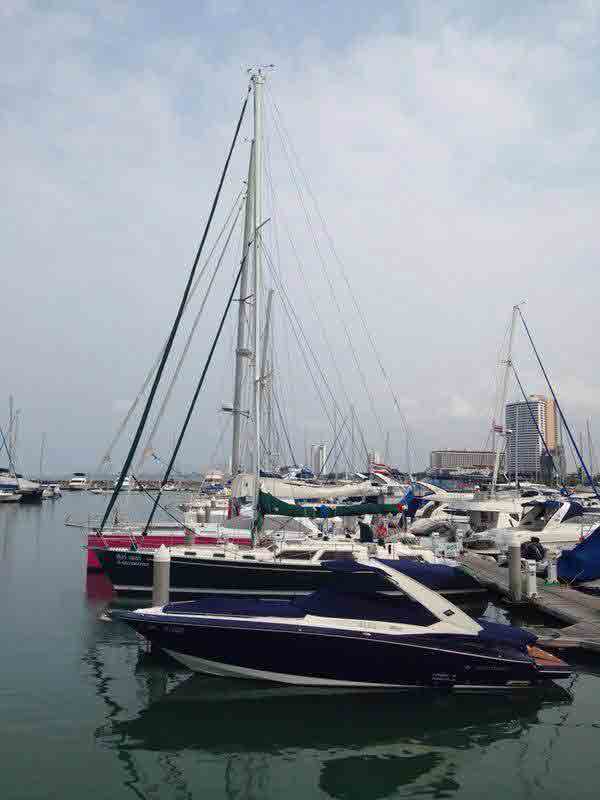 Ocean Maina Yacht
