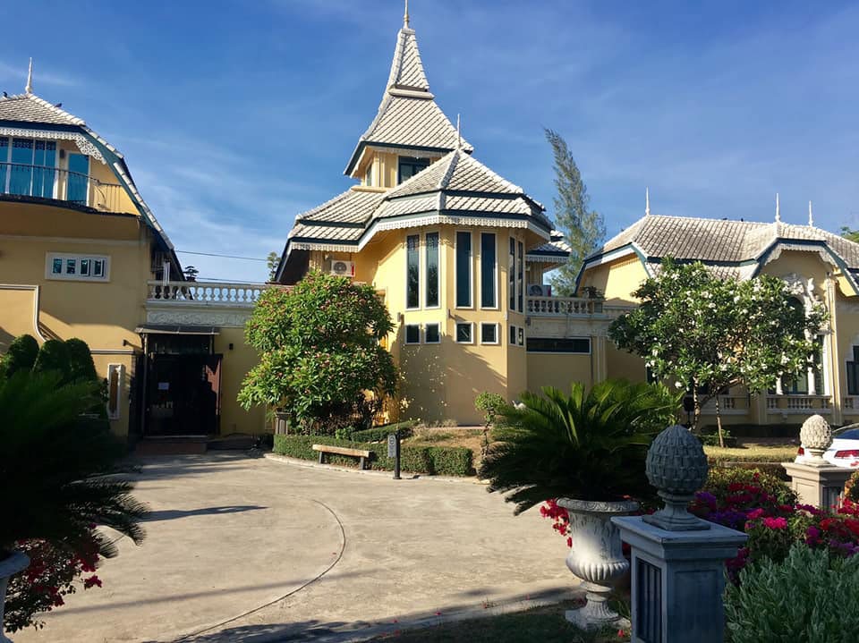 Yodchai Meksuwan Museum of Arts at Khun Kaeo Nakhon Pathom