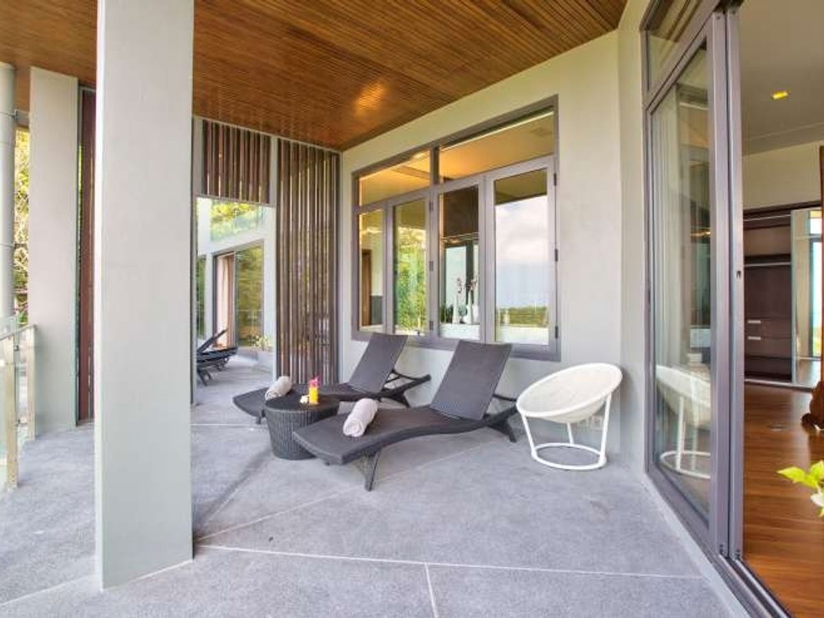 Villa Skyfall