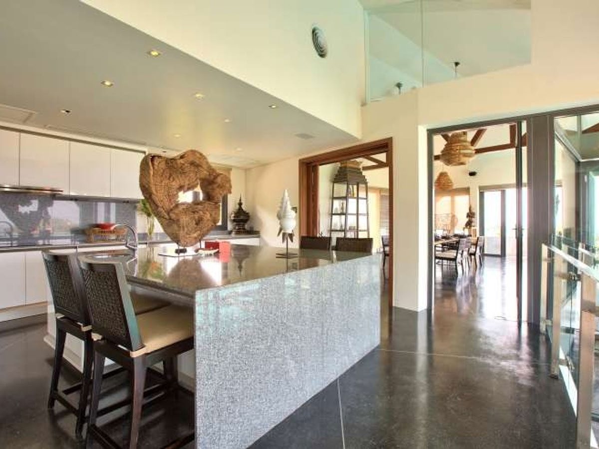 Villa Skyfall