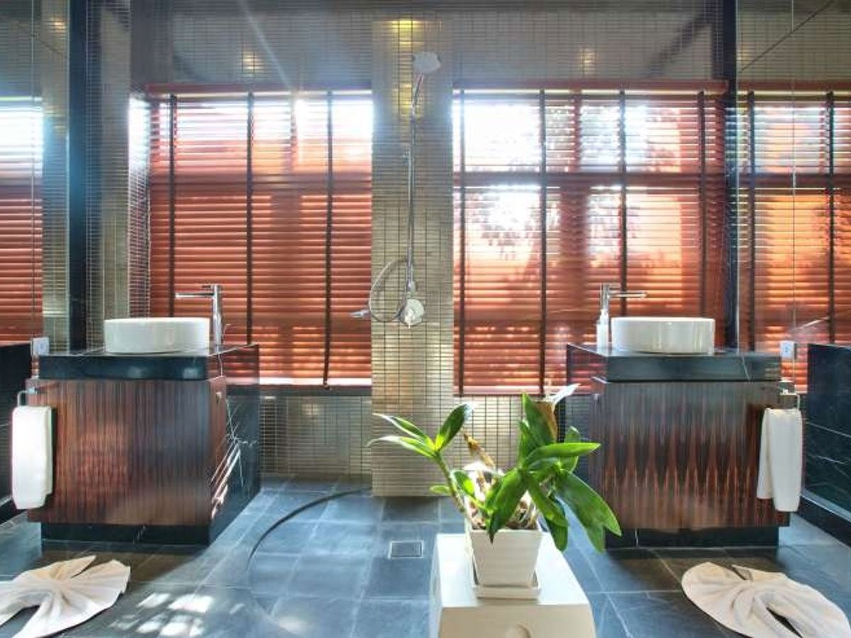 Villa Skyfall