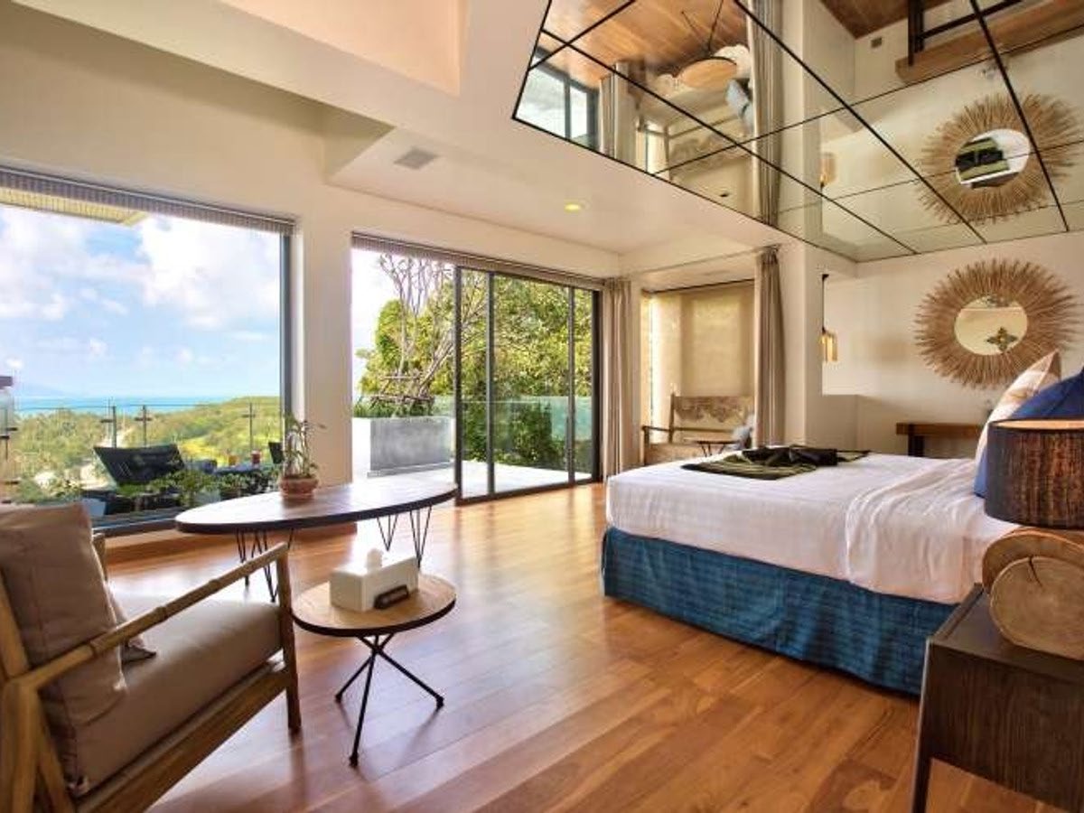 Villa Skyfall