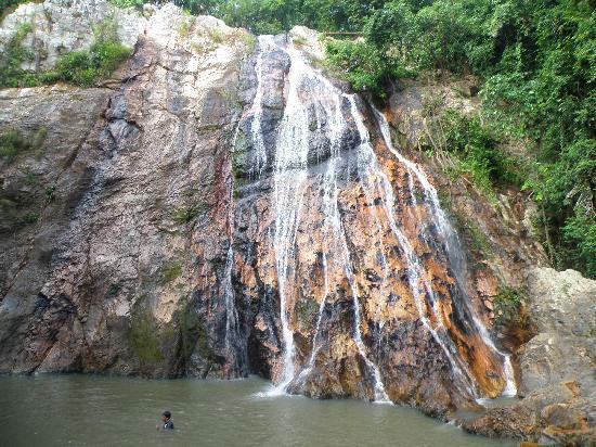 water fall na muang