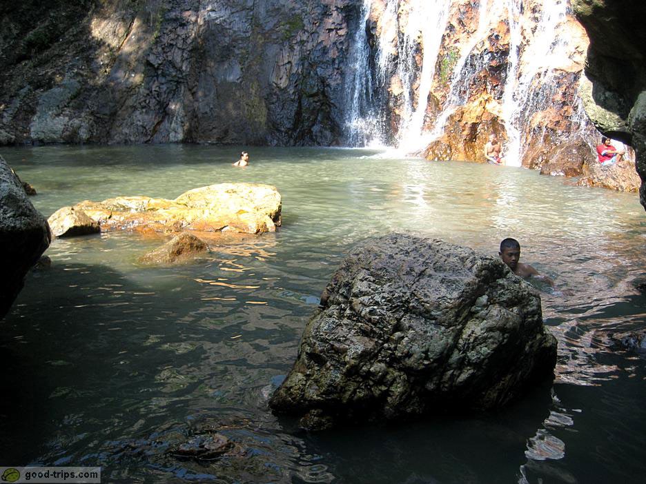 water fall na muang