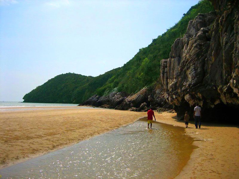 Pranburi Beach