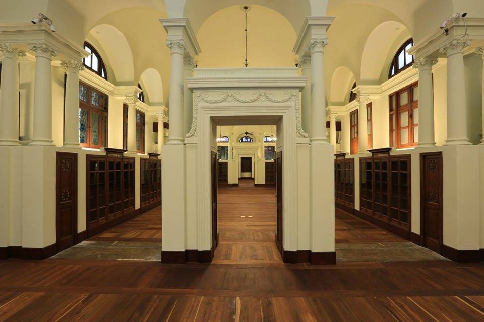 Neilson hays Library
