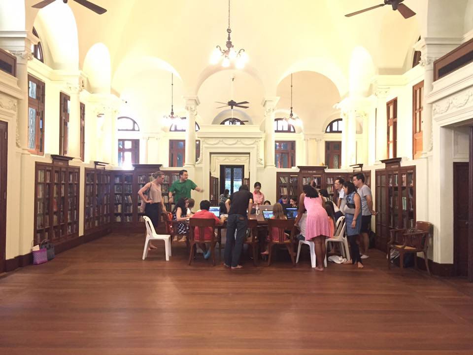 Neilson hays Library