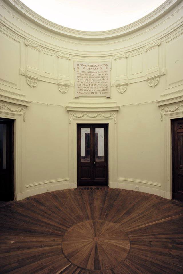 Neilson hays Library