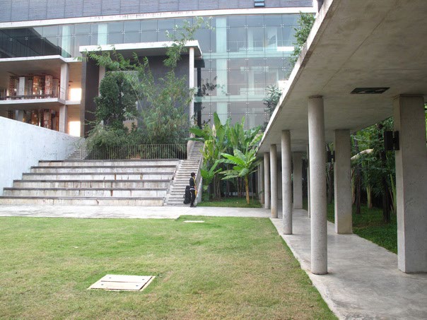 Red brick mahidol university