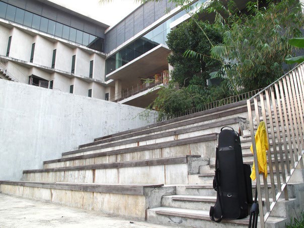 Red brick mahidol university