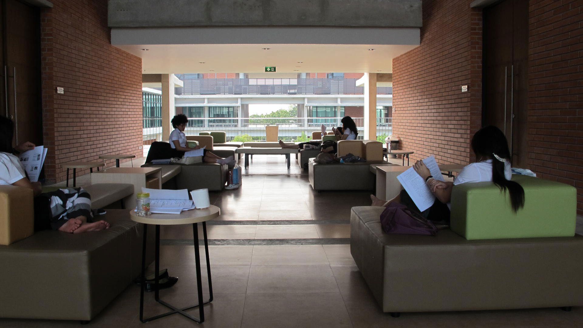 Red brick mahidol university