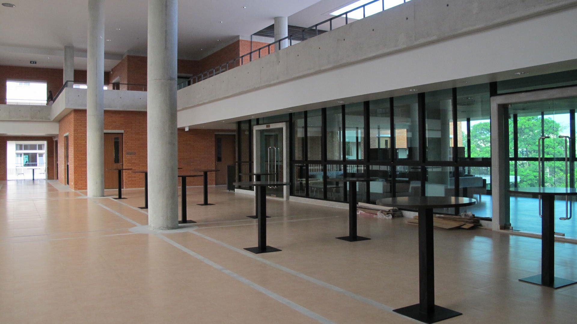 Red brick mahidol university