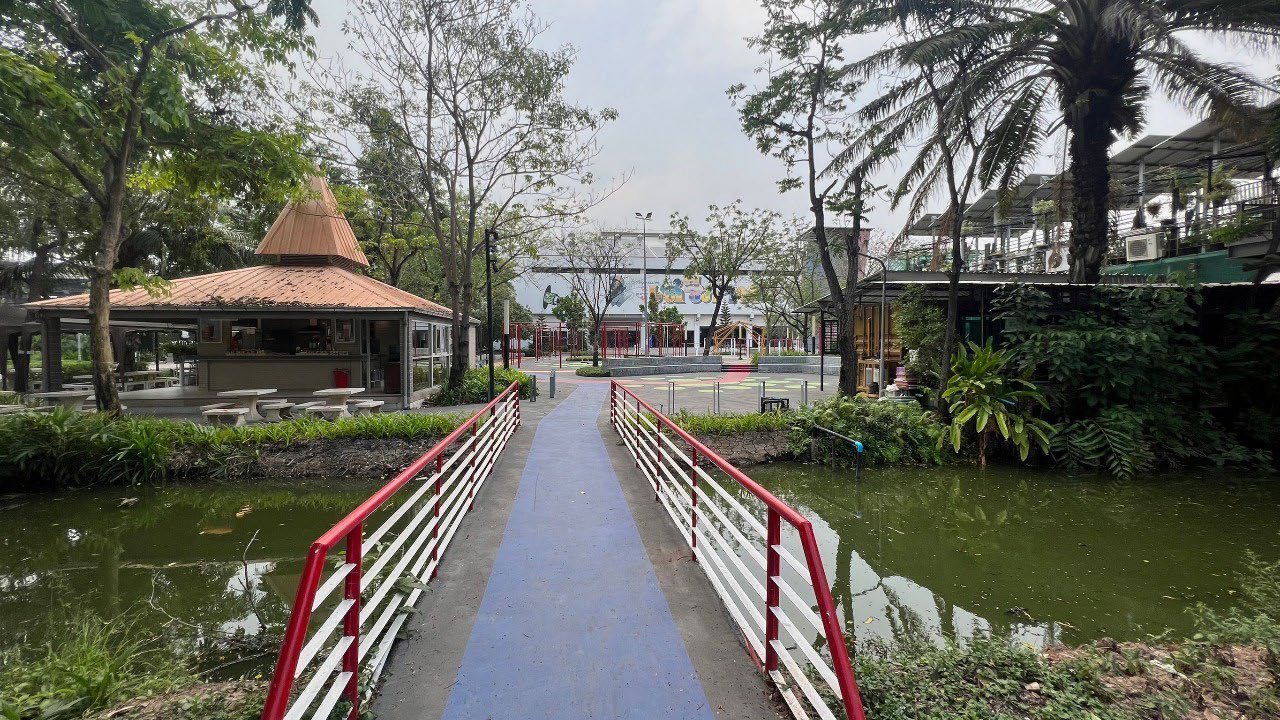 X-Tream Plaza Recce
