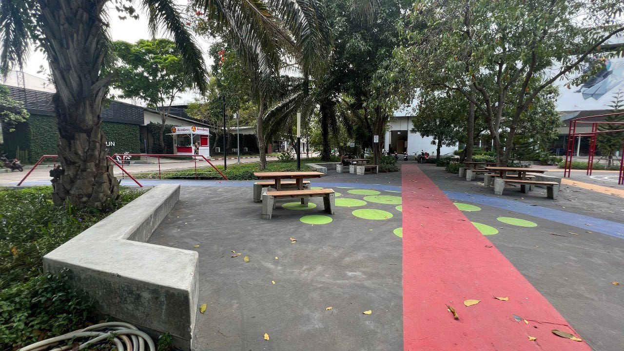 X-Tream Plaza Recce