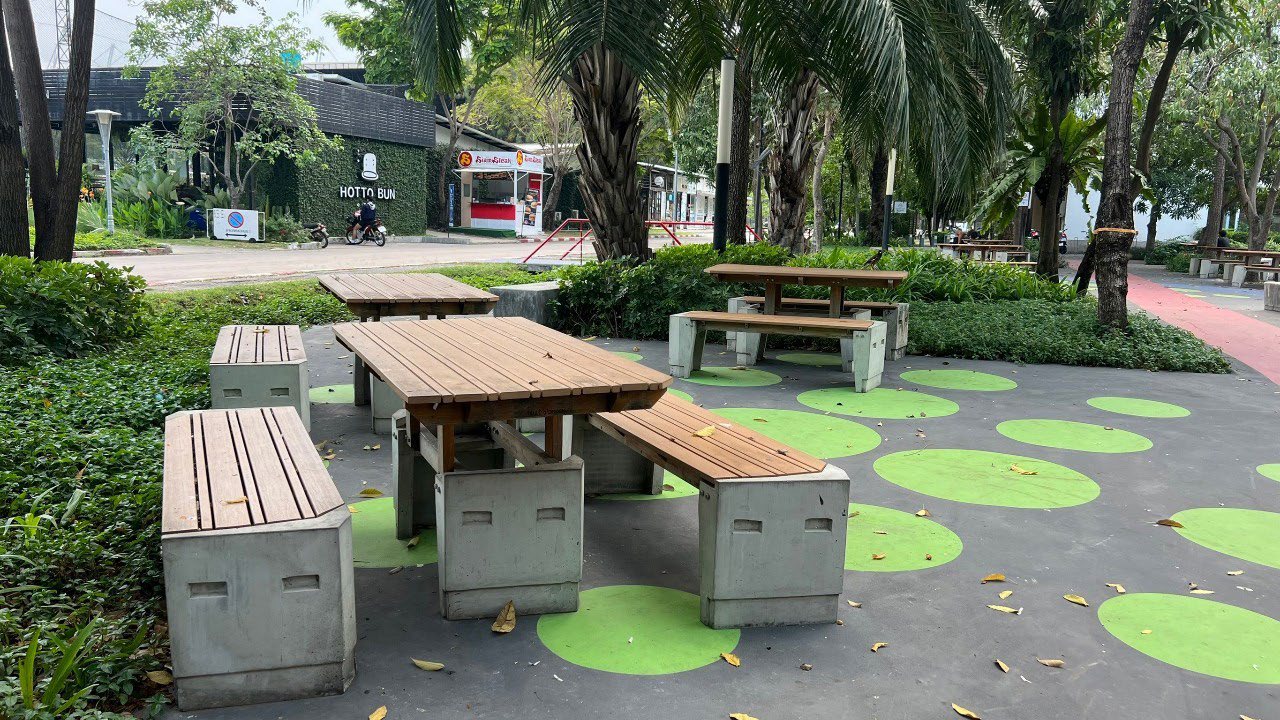 X-Tream Plaza Recce