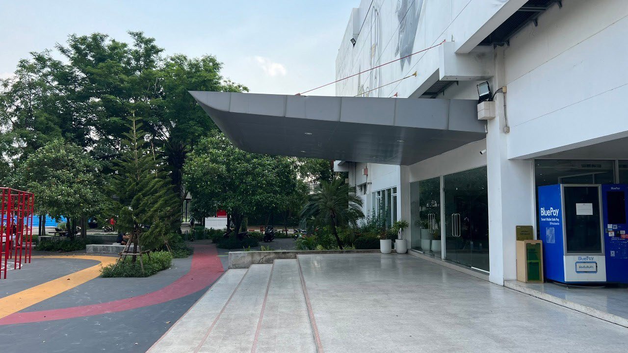 X-Tream Plaza Recce