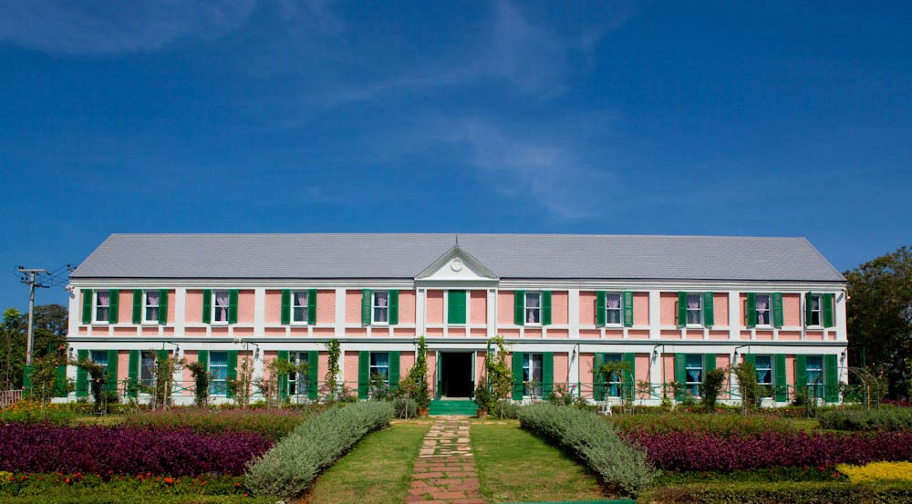 Monet House photo 1