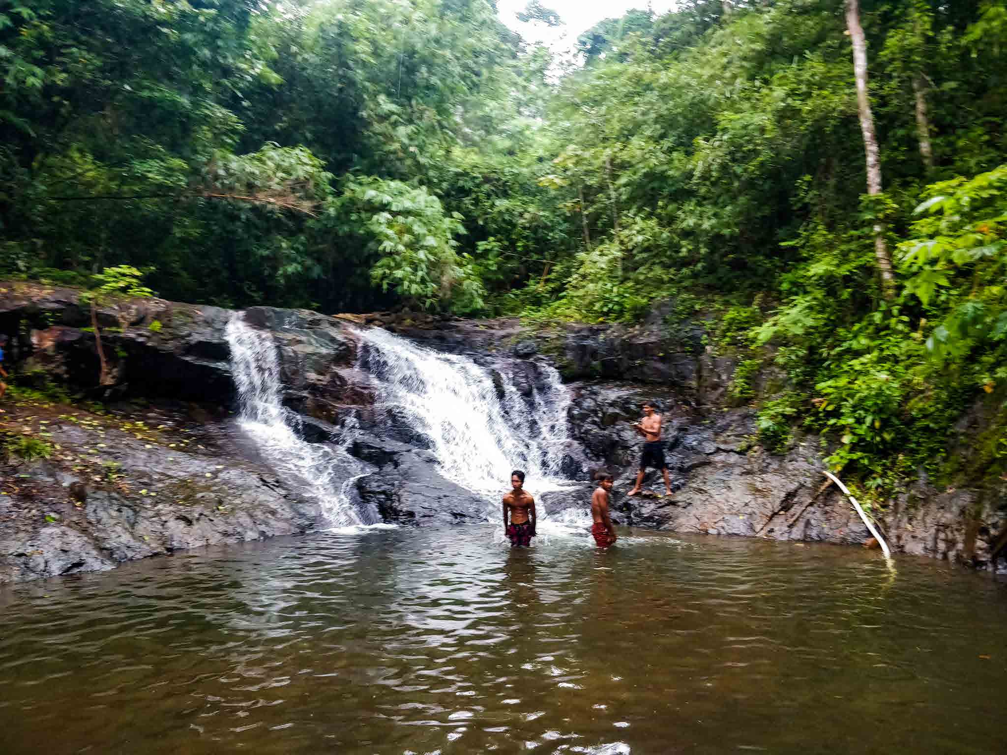 Ang pak num waterfall